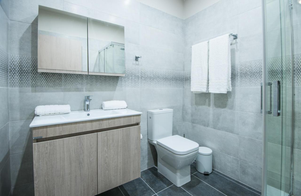 Olivia Suite อายิโอสนิโกลาโอส ภายนอก รูปภาพ