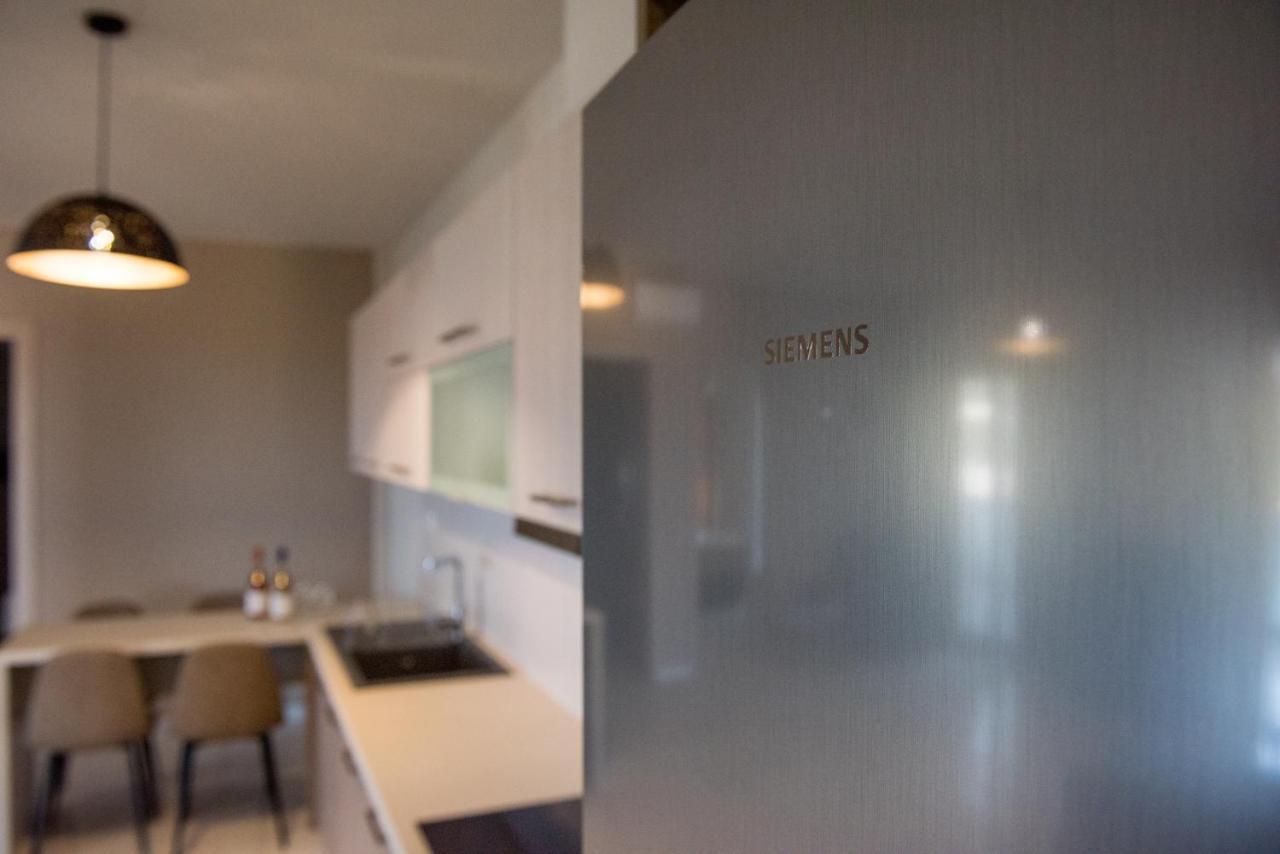 Olivia Suite อายิโอสนิโกลาโอส ภายนอก รูปภาพ