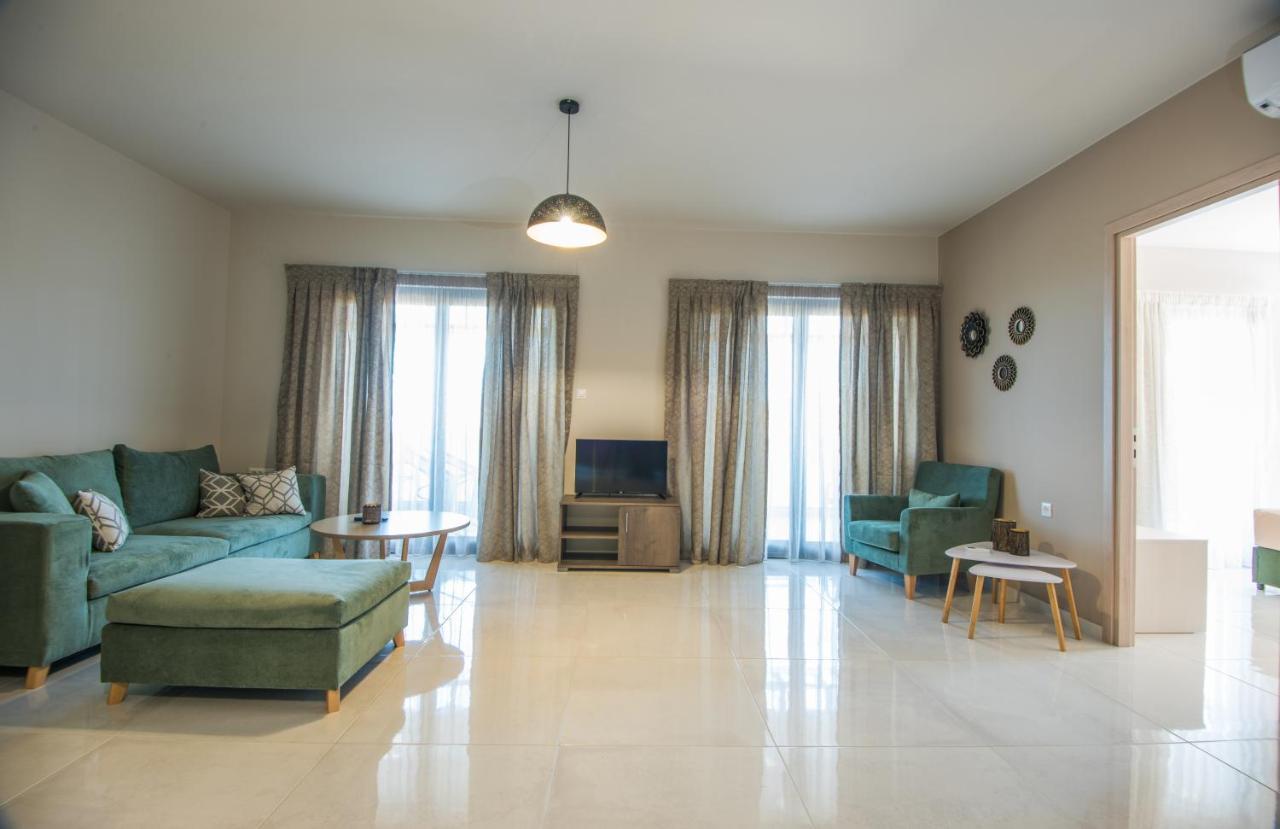Olivia Suite อายิโอสนิโกลาโอส ภายนอก รูปภาพ