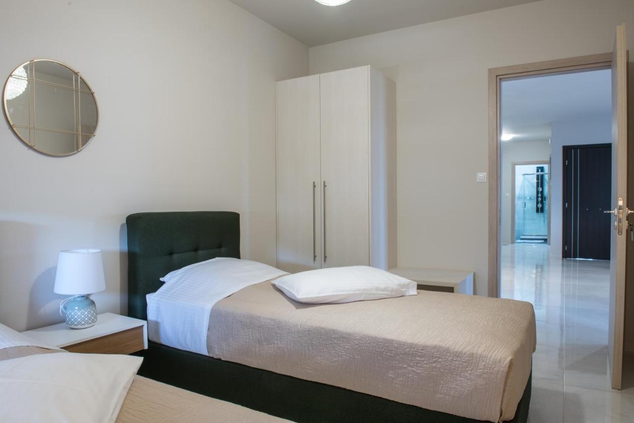Olivia Suite อายิโอสนิโกลาโอส ภายนอก รูปภาพ